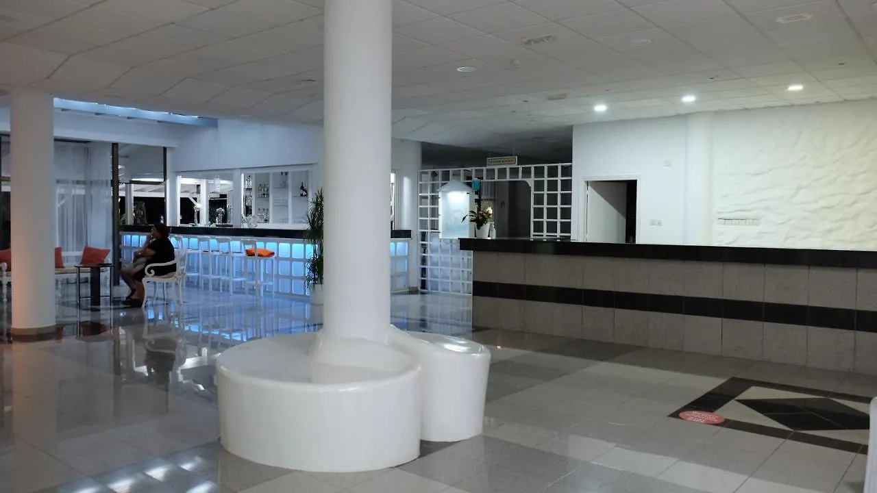 Amore Hotel Apartments Протарас Апарт-отель