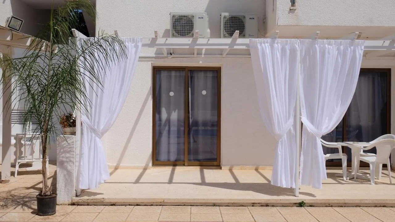 Апарт-отель Amore Hotel Apartments Протарас