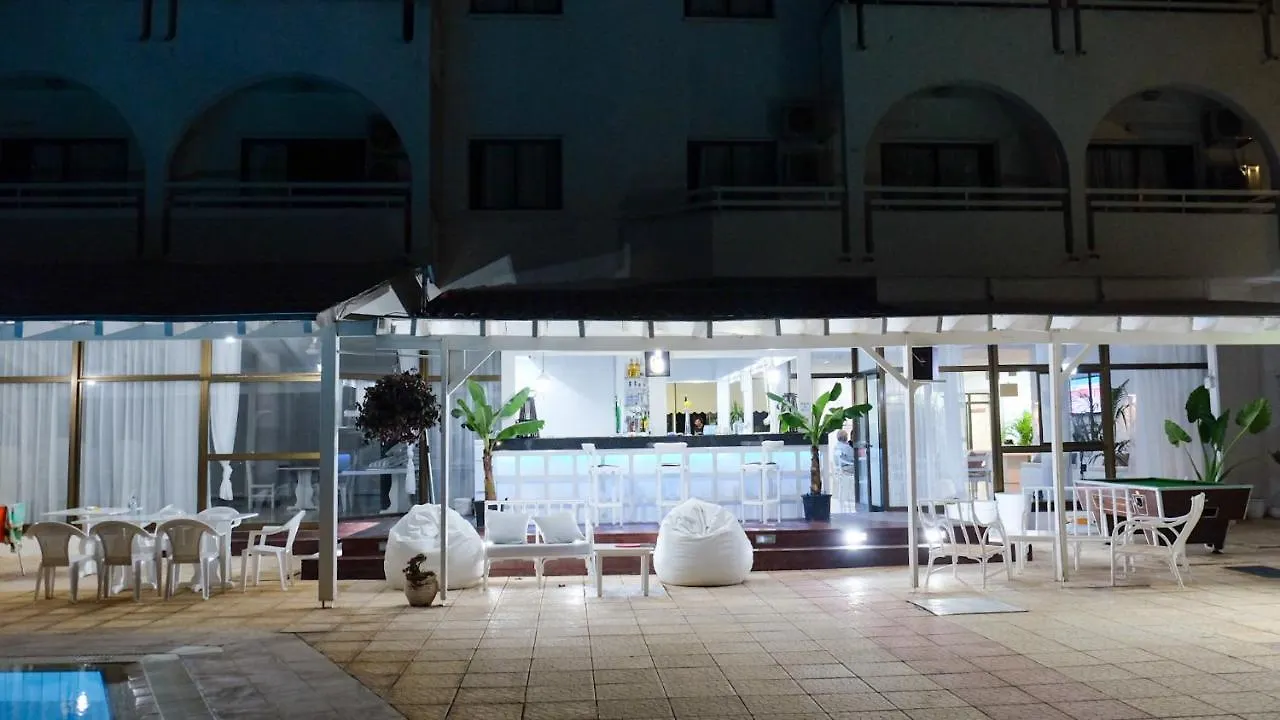 Апарт-отель Amore Hotel Apartments Протарас
