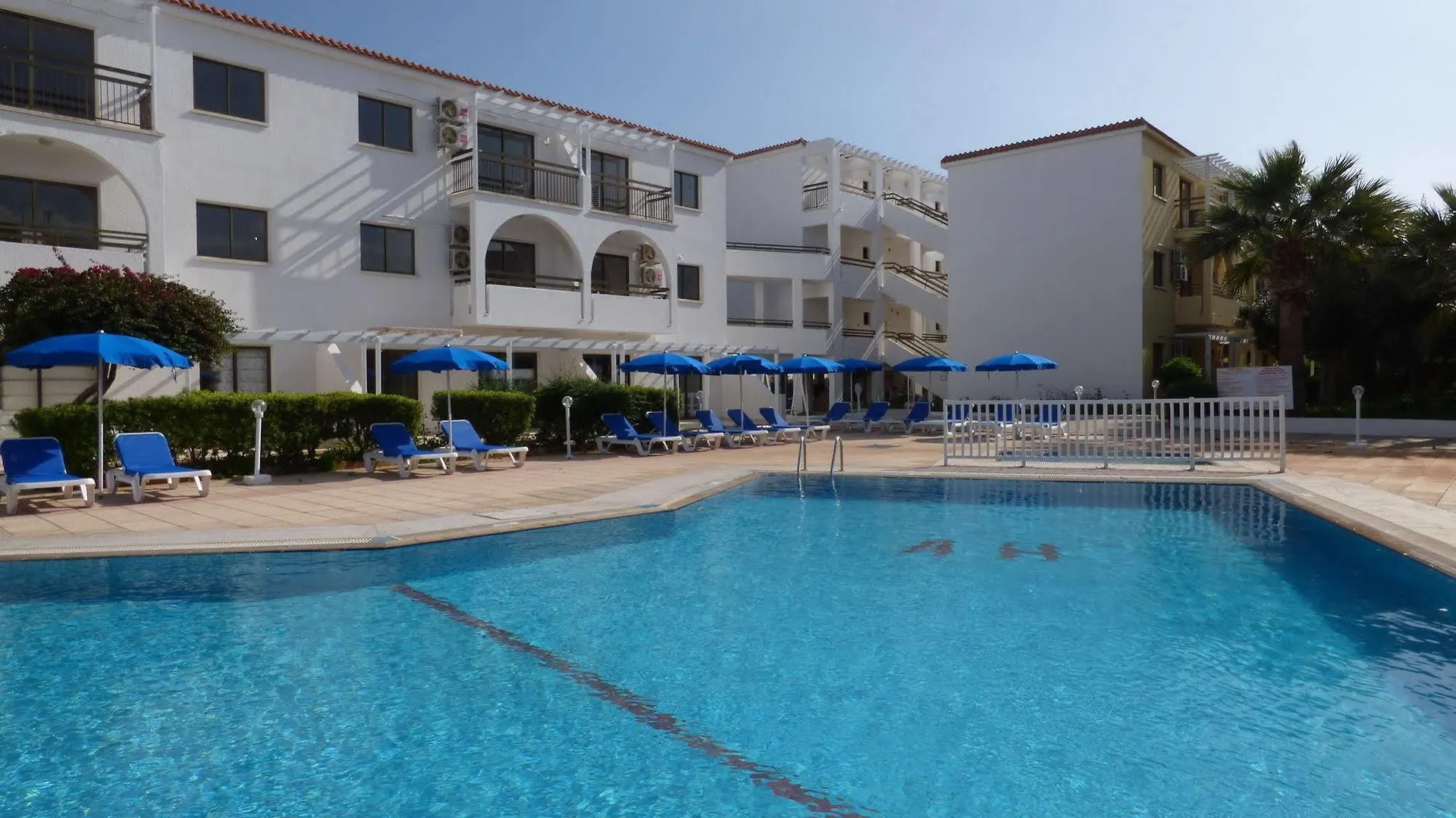 Amore Hotel Apartments Протарас 2*,  Кипр